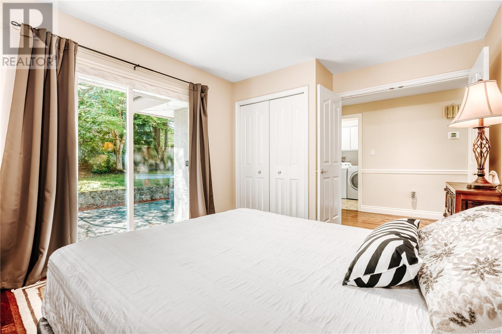 5352 Coastview Pl, Nanaimo