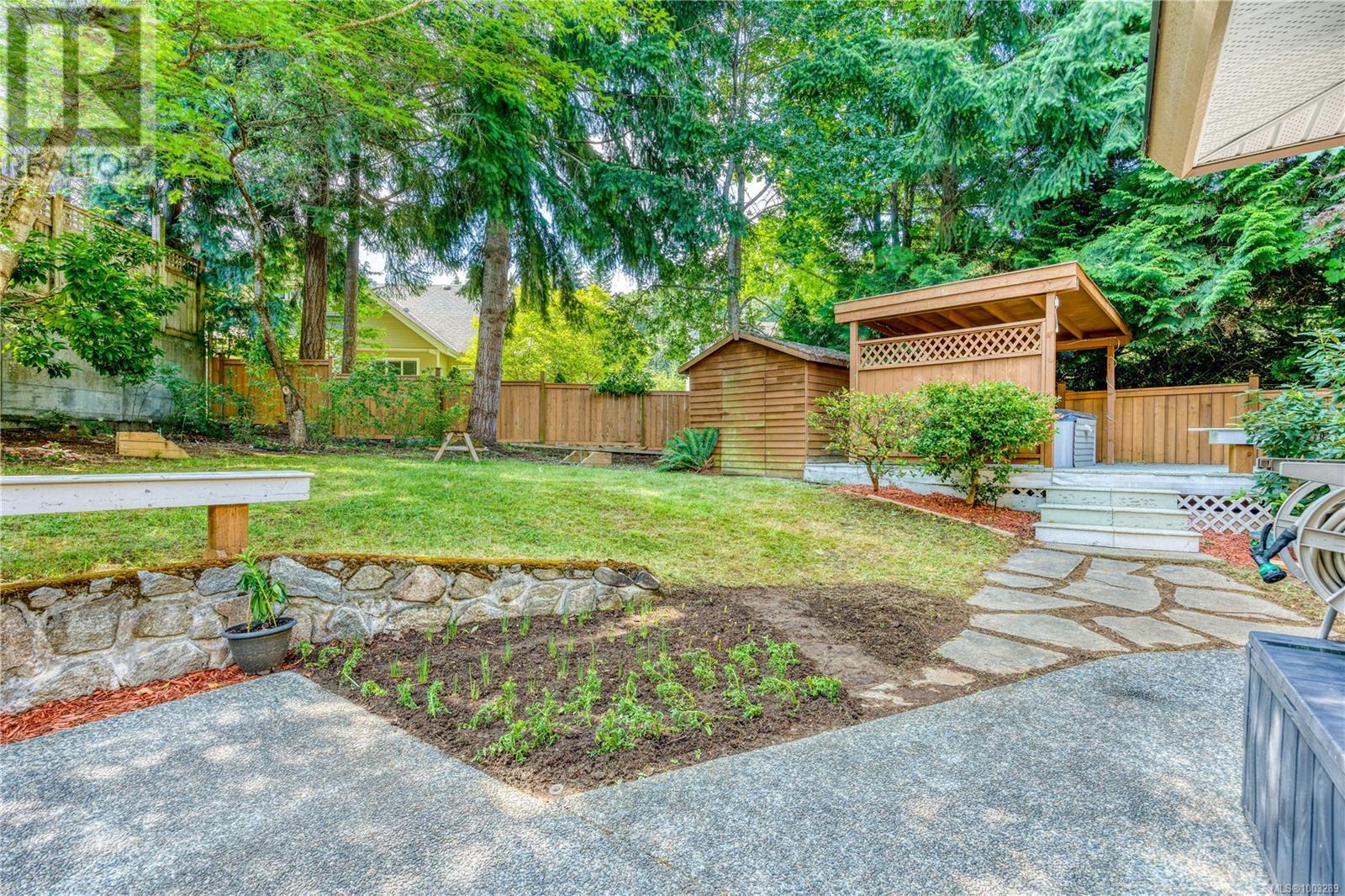 5352 Coastview Pl, Nanaimo