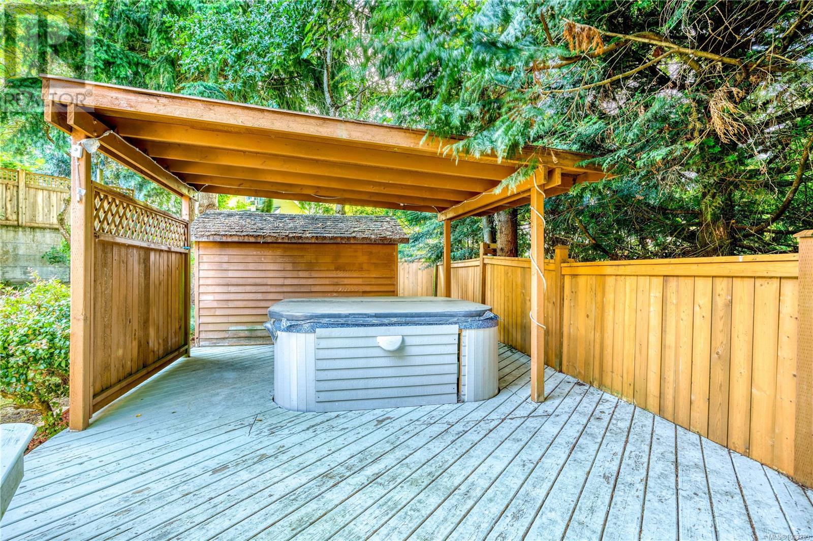 5352 Coastview Pl, Nanaimo