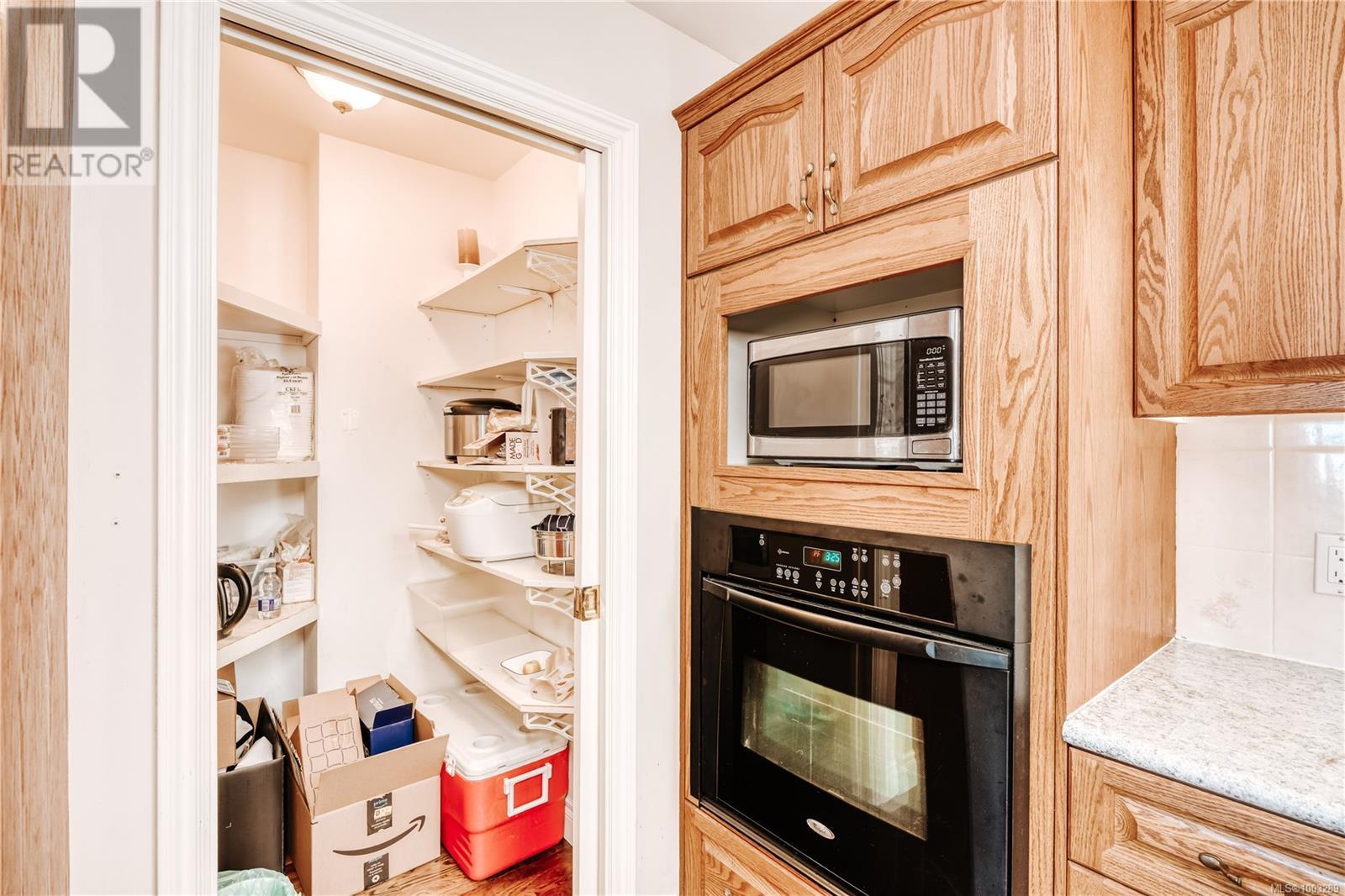5352 Coastview Pl, Nanaimo