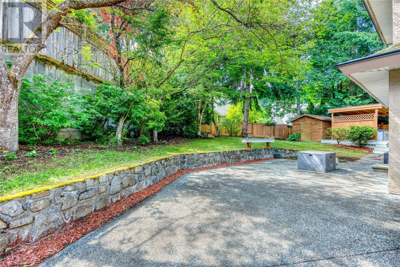 5352 Coastview Pl, Nanaimo