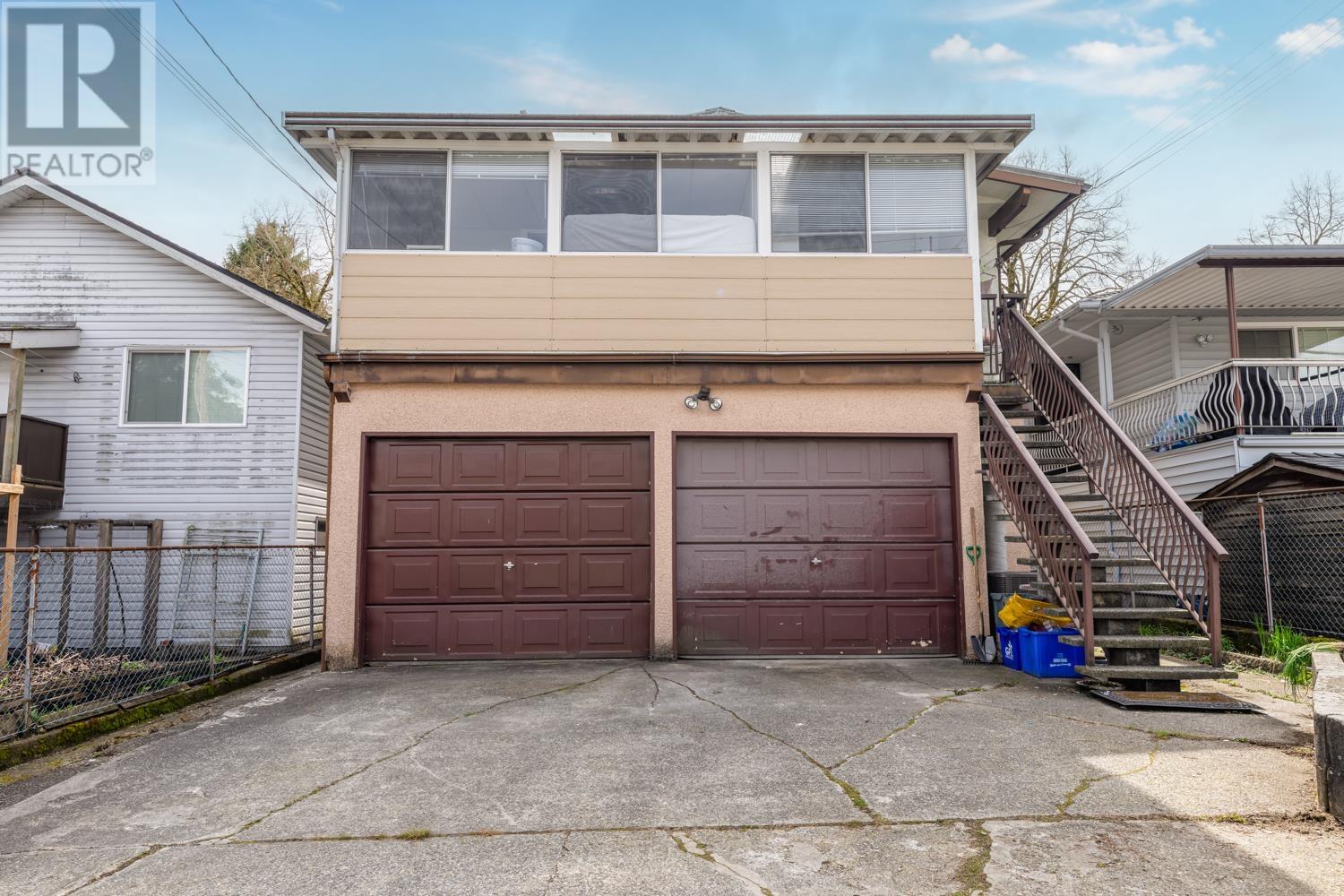 3661 E 27TH AVENUE, Vancouver