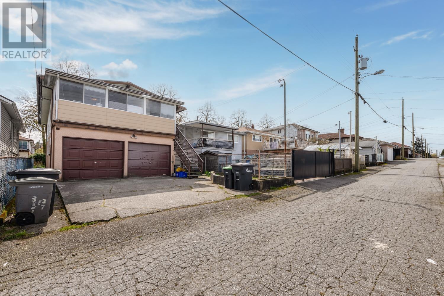 3661 E 27TH AVENUE, Vancouver