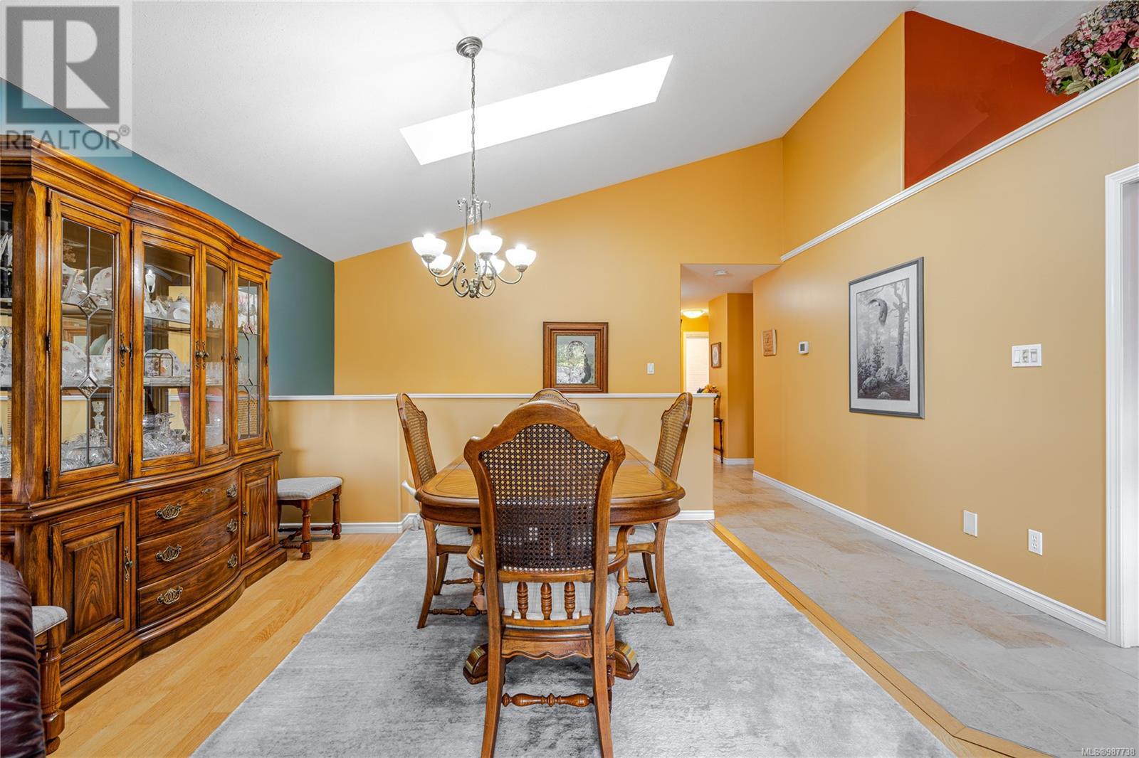 Photo 11 of 28 5980 Jaynes Rd, Duncan BC