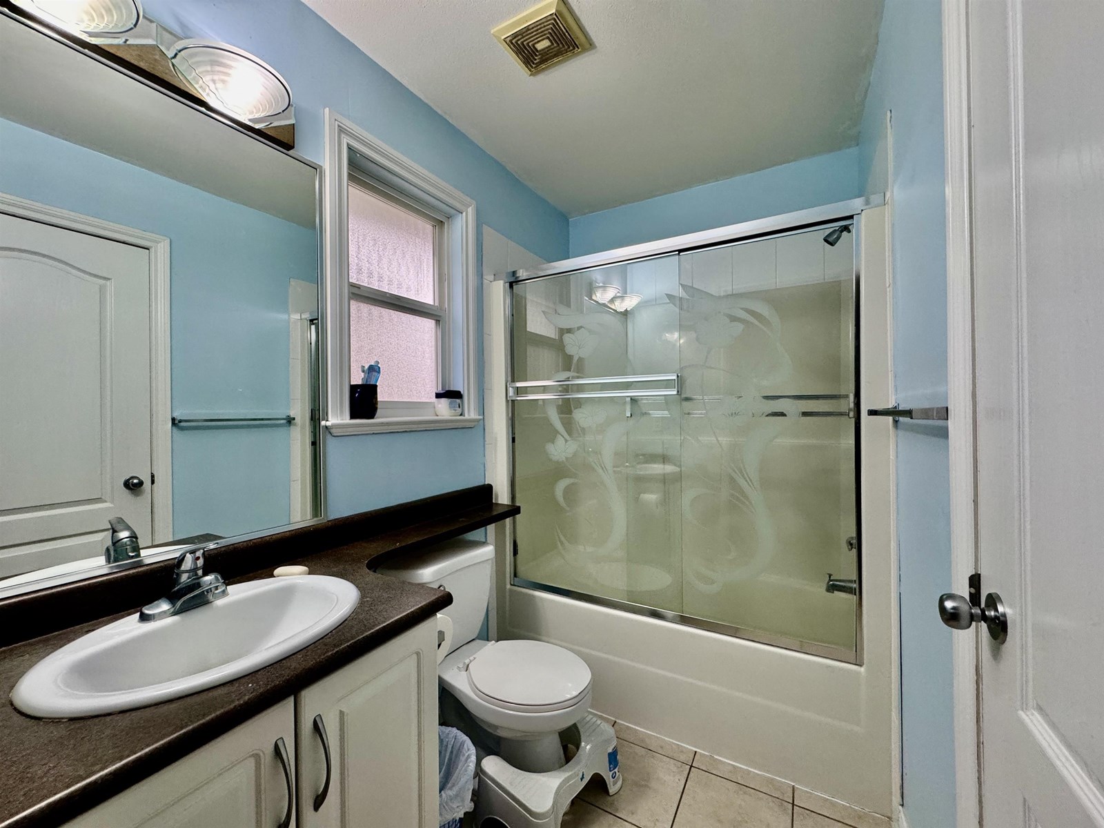 Photo 19 of 14496 74 Avenue, Surrey BC