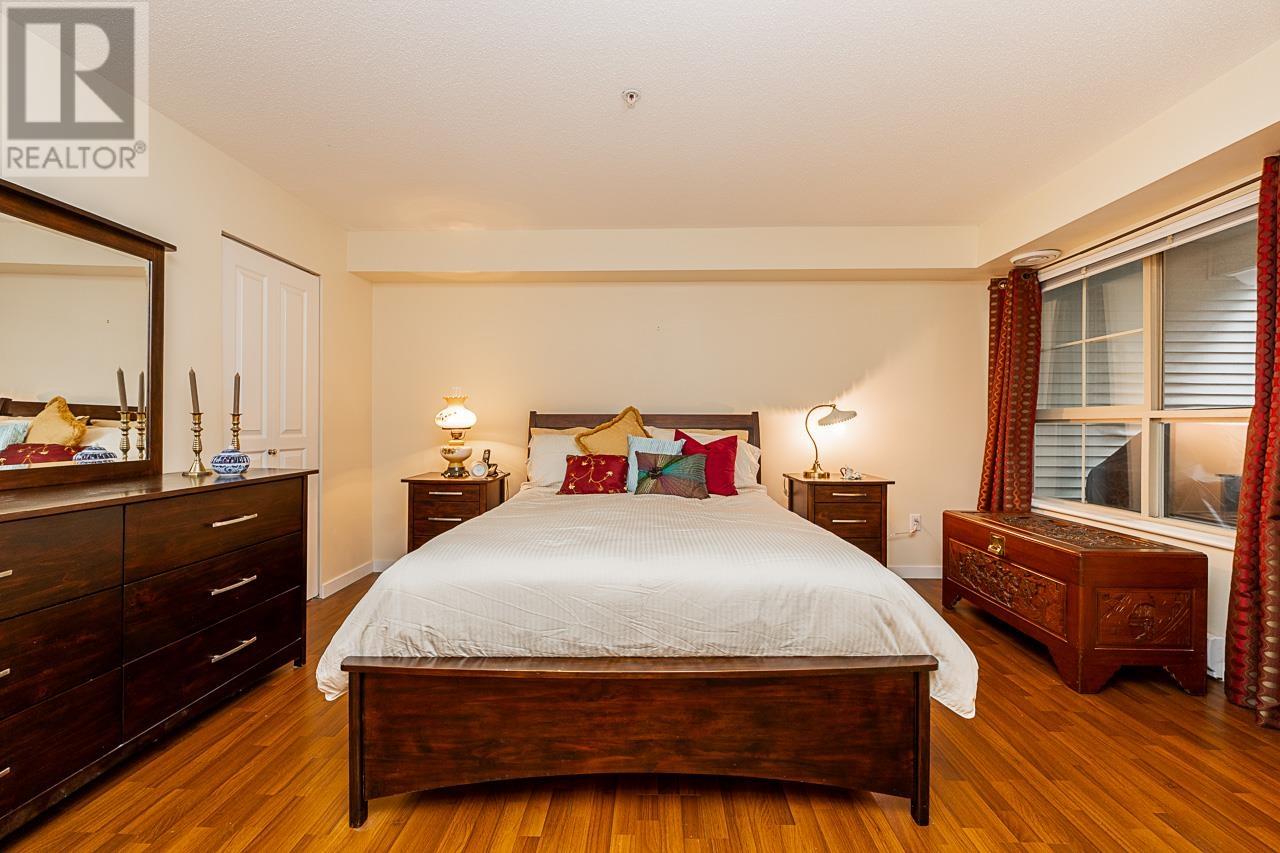 Photo 13 of 206 2958 Silver Springs Boulevard, Coquitlam BC