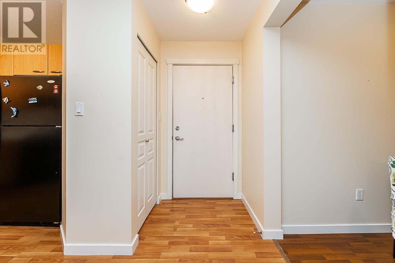 Photo 8 of 206 2958 Silver Springs Boulevard, Coquitlam BC