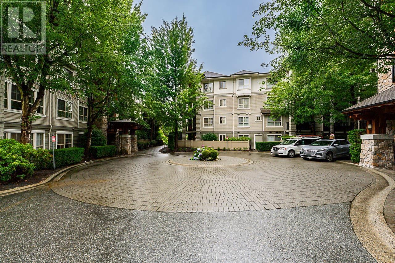 Photo 38 of 206 2958 Silver Springs Boulevard, Coquitlam BC