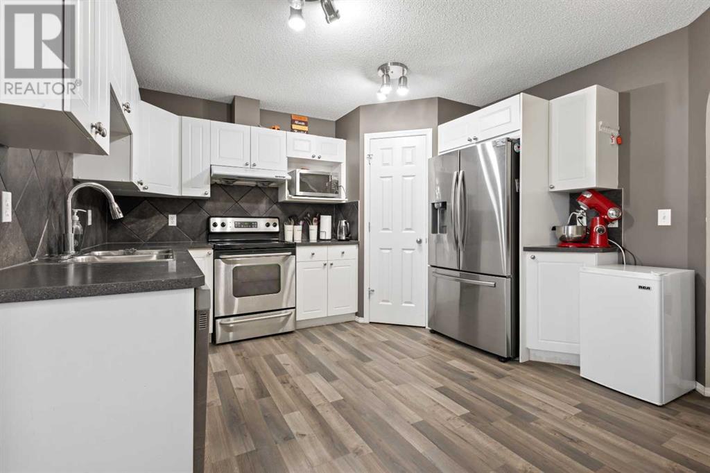 Single Family House for Sale in  Saddlebrook Place NE Saddle Ridge Calgary 