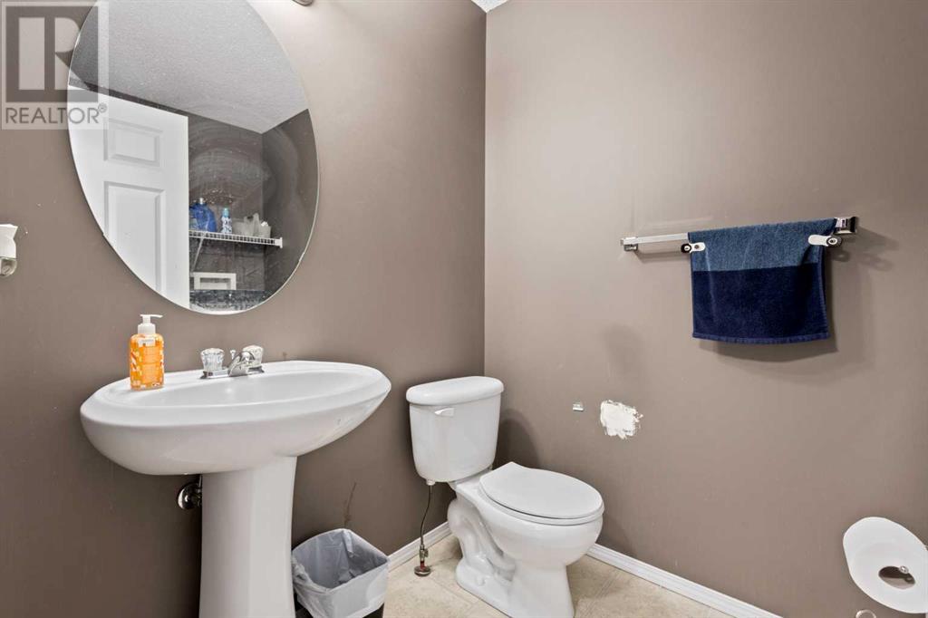 Single Family House for Sale in  Saddlebrook Place NE Saddle Ridge Calgary 