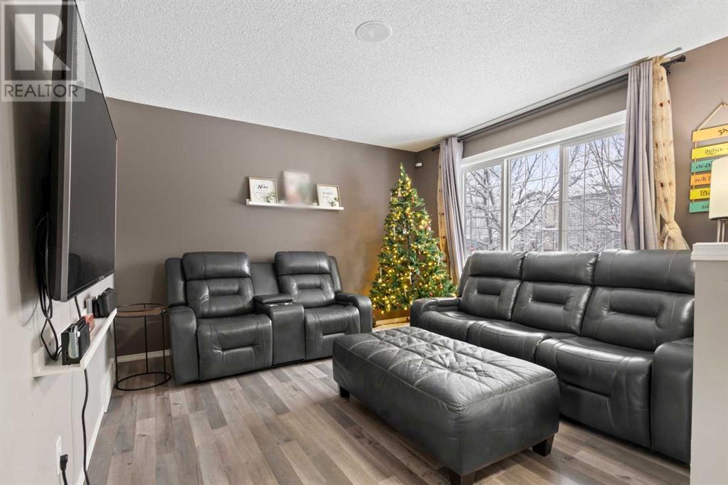 Single Family House for Sale in  Saddlebrook Place NE Saddle Ridge Calgary 