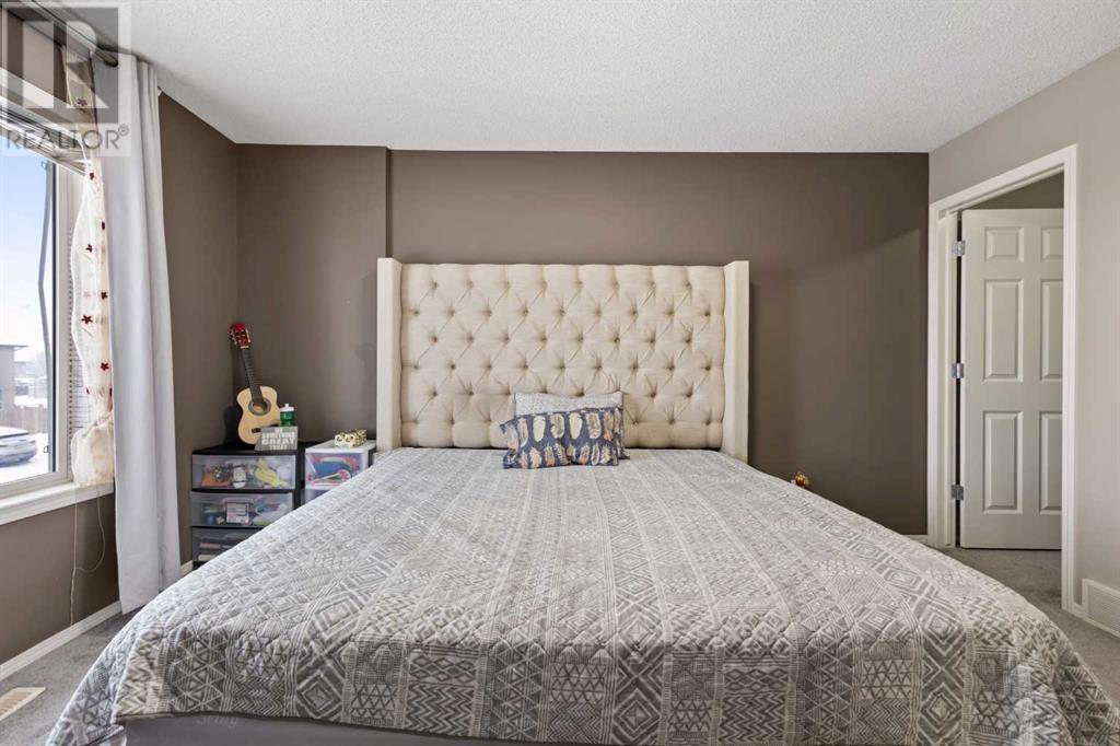 16 Saddlebrook Place NE, Calgary, Alberta