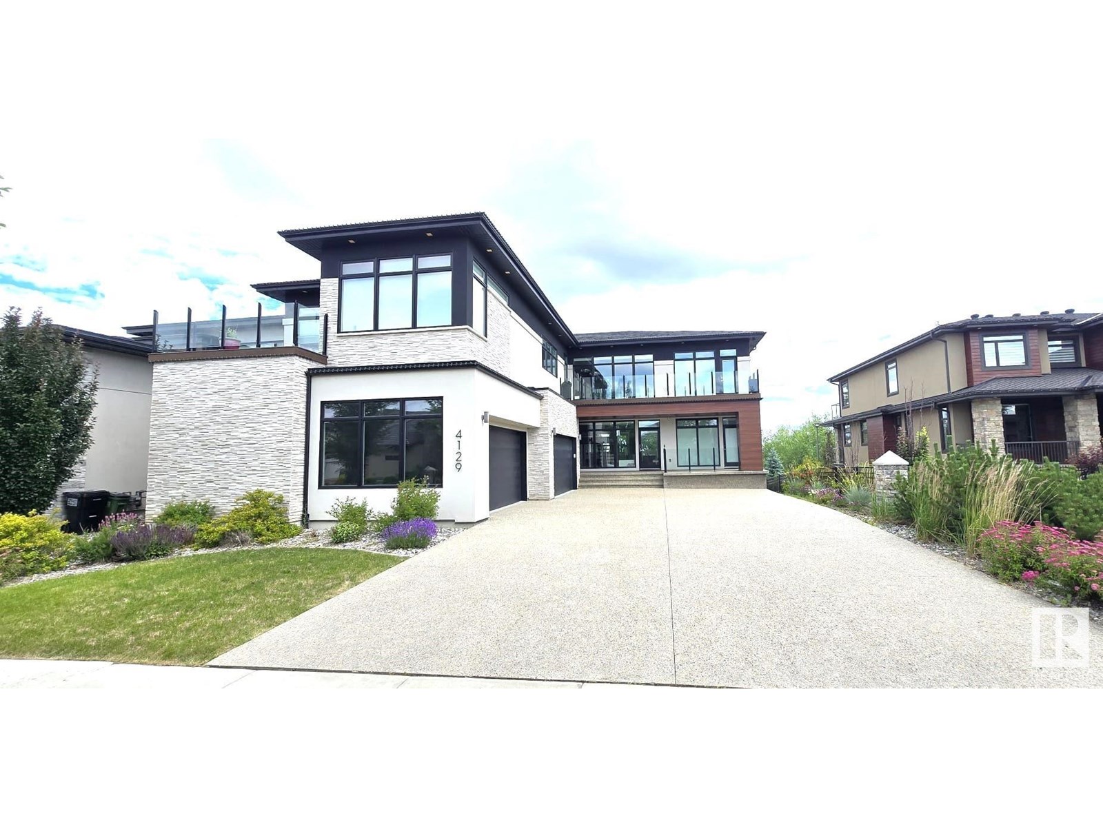 Photo 2 of 4129 Cameron Heights Point Nw, Edmonton AB