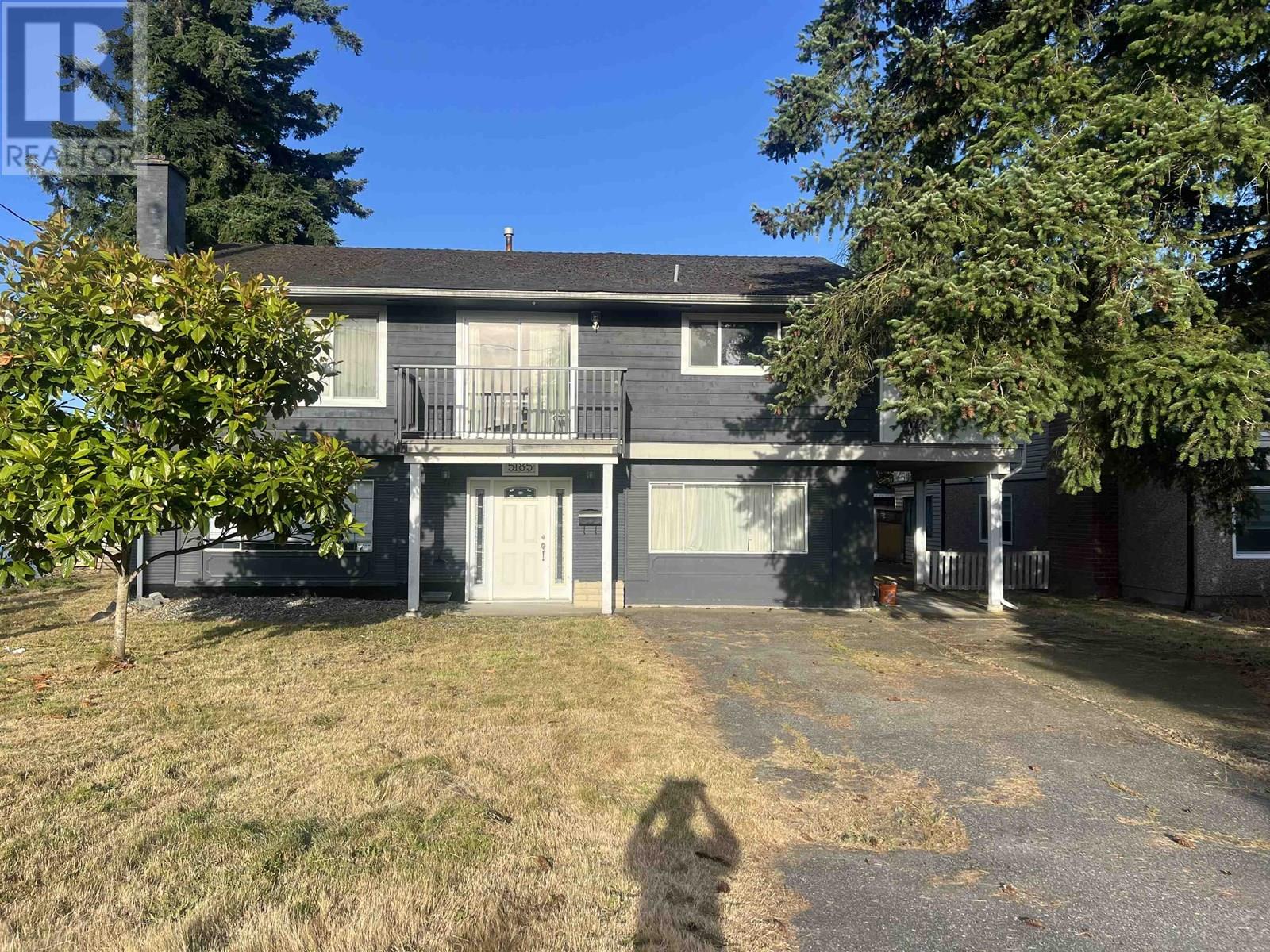 Photo 3 of 5185 N Whitworth Crescent, Delta BC