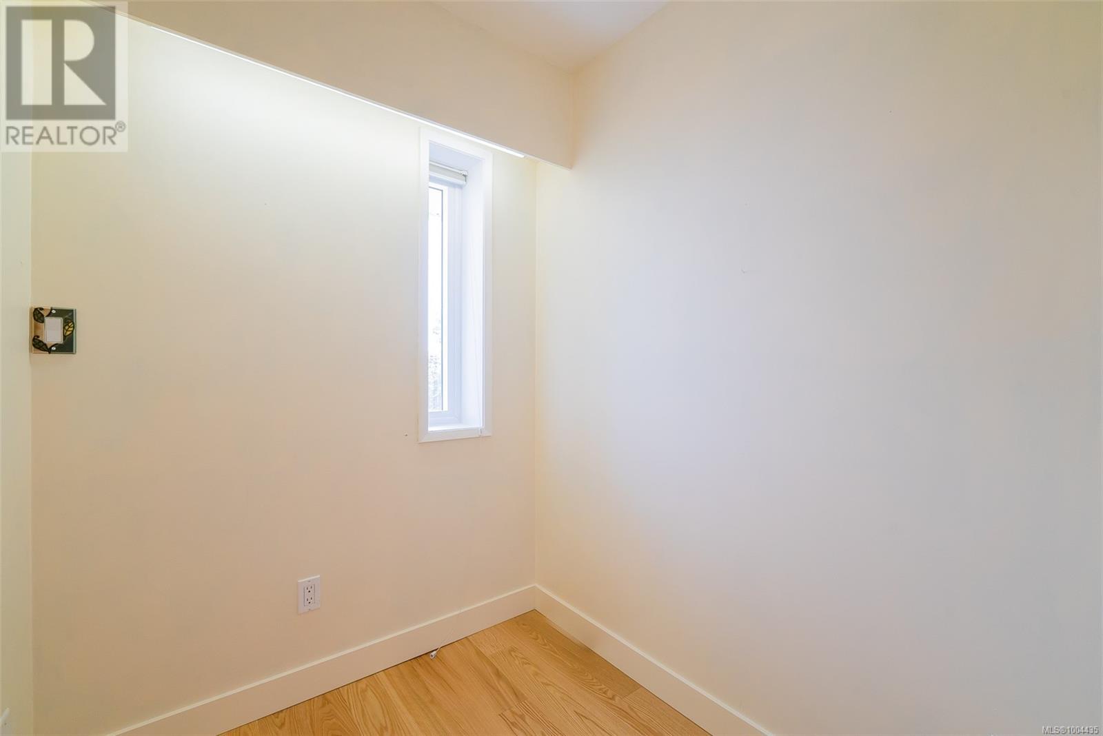 #101 145 NEWCASTLE AVE - Image 29