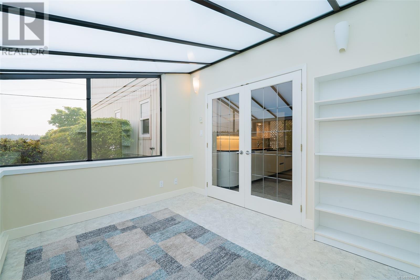 #101 145 NEWCASTLE AVE - Image 13