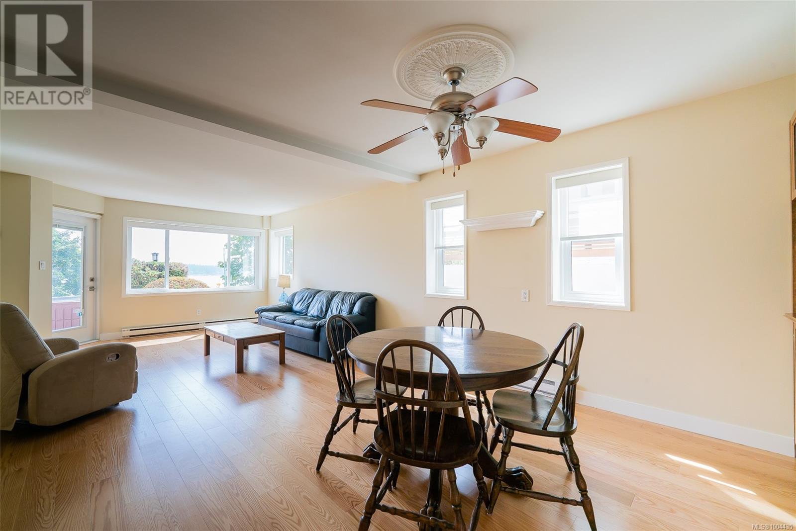 #101 145 NEWCASTLE AVE - Image 18