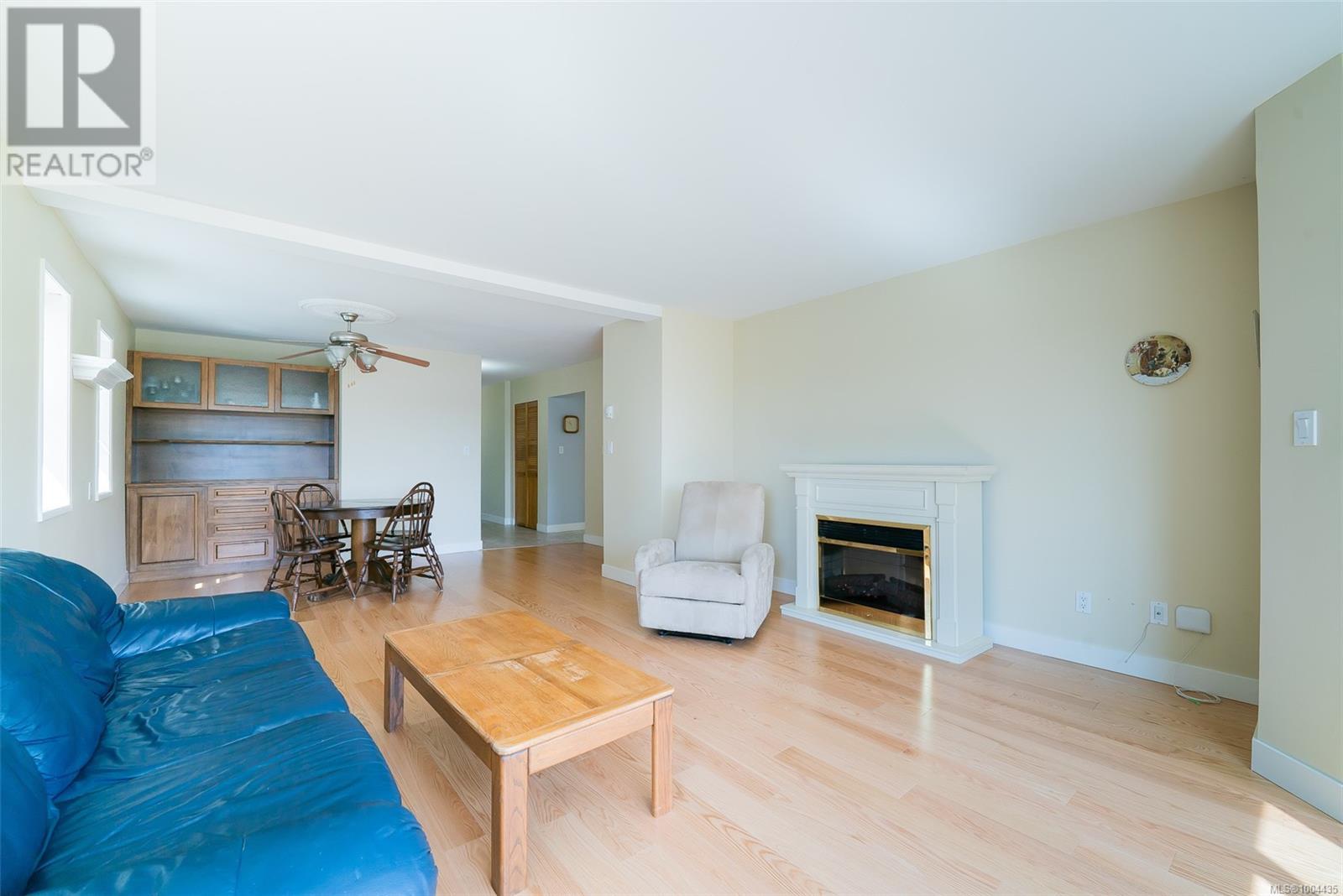 #101 145 NEWCASTLE AVE - Image 15