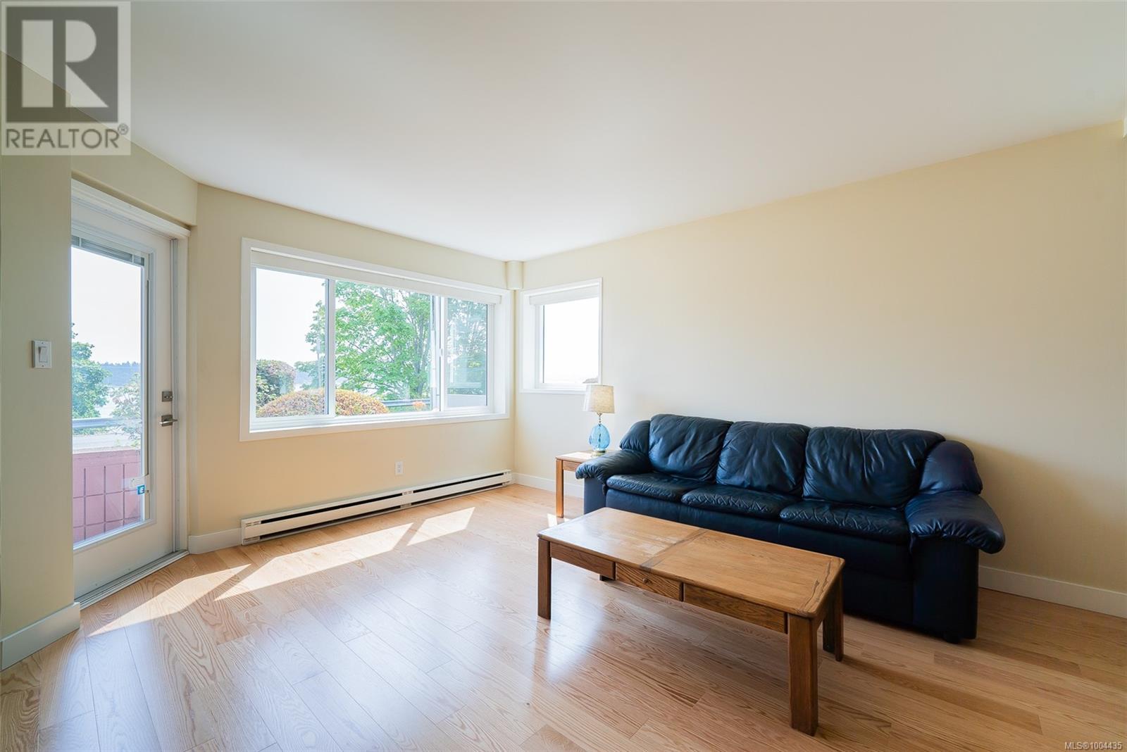 #101 145 NEWCASTLE AVE - Image 16