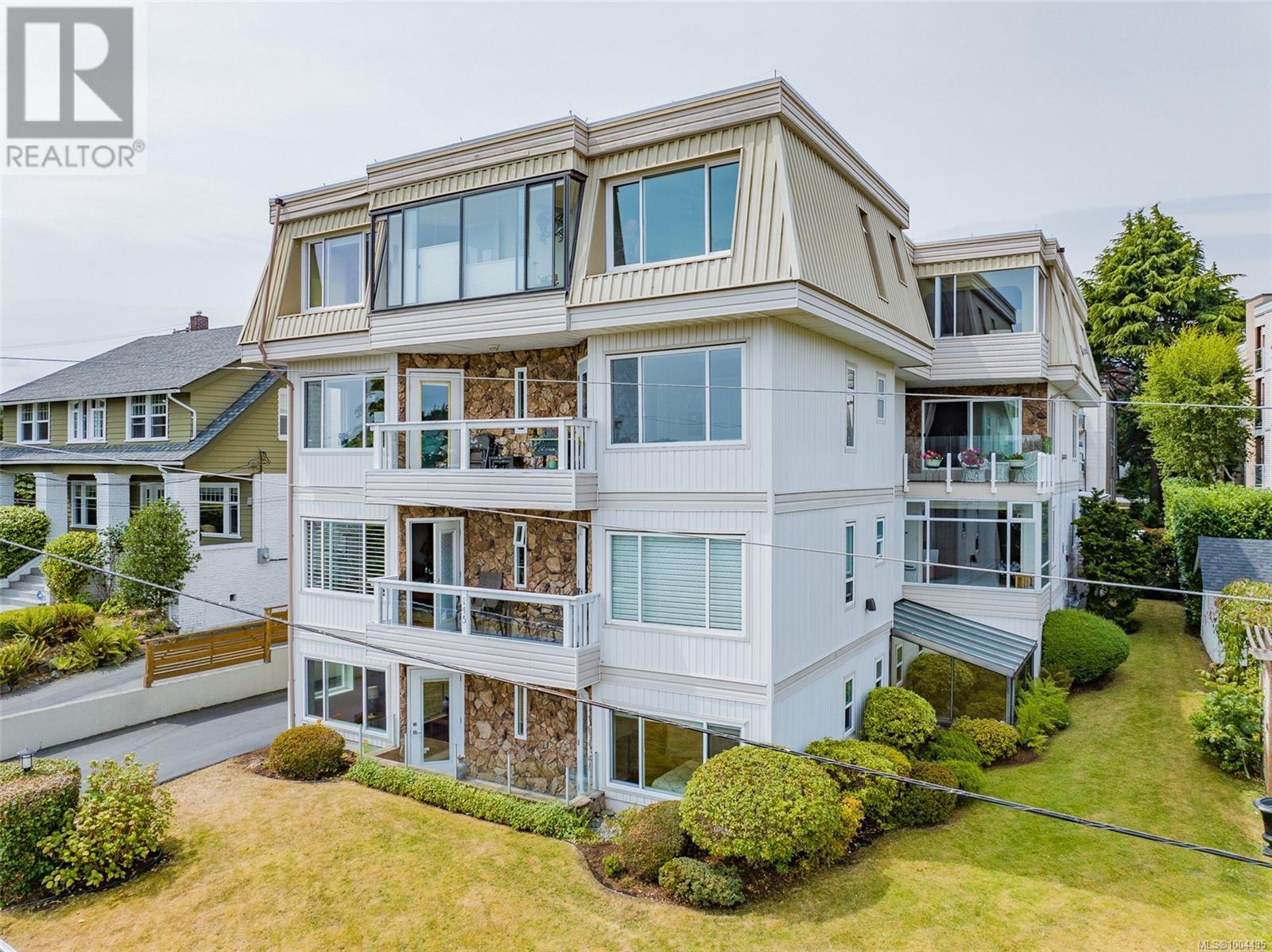 #101 145 NEWCASTLE AVE - Image 38