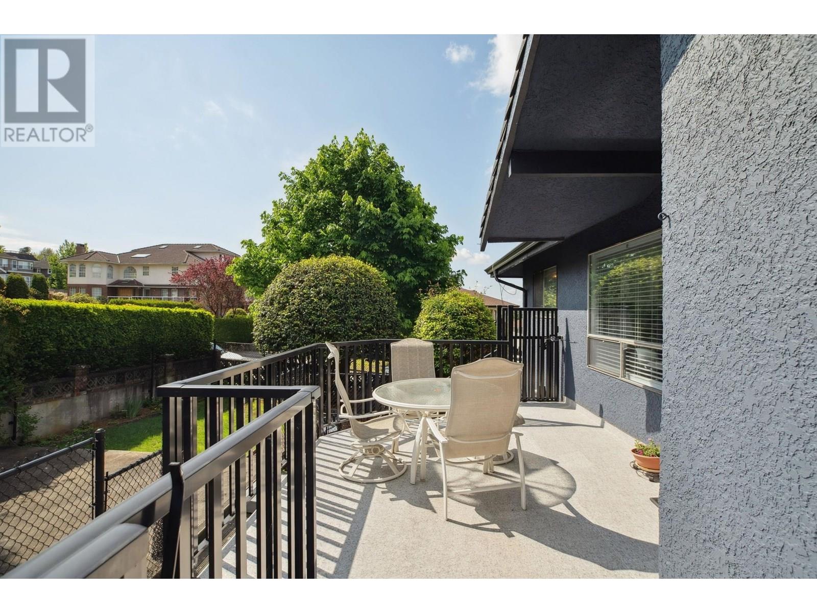 Photo 27 of 7347 Queenston Court, Burnaby BC