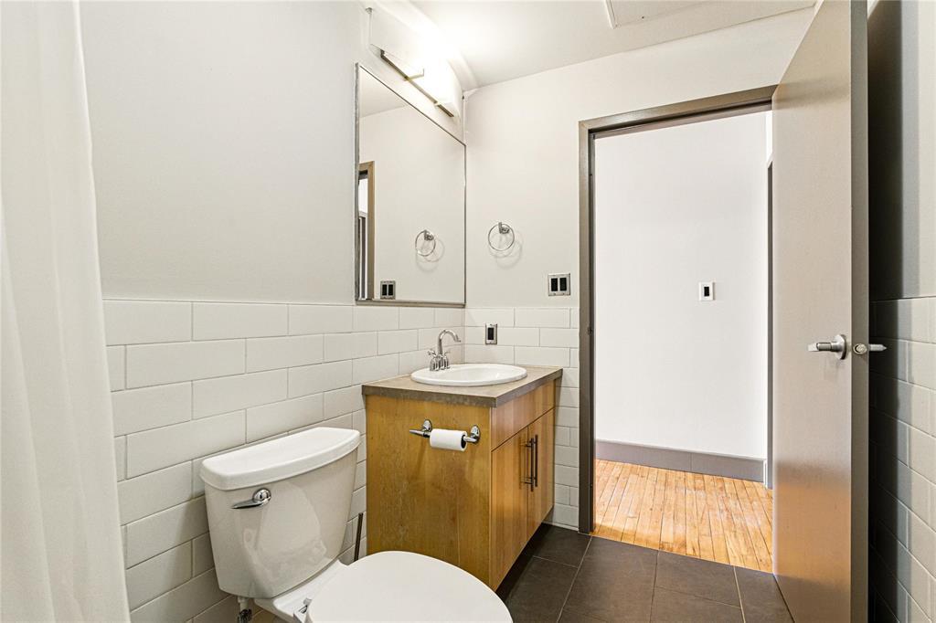 Photo 20 of 401 110 Princess Street, Winnipeg MB