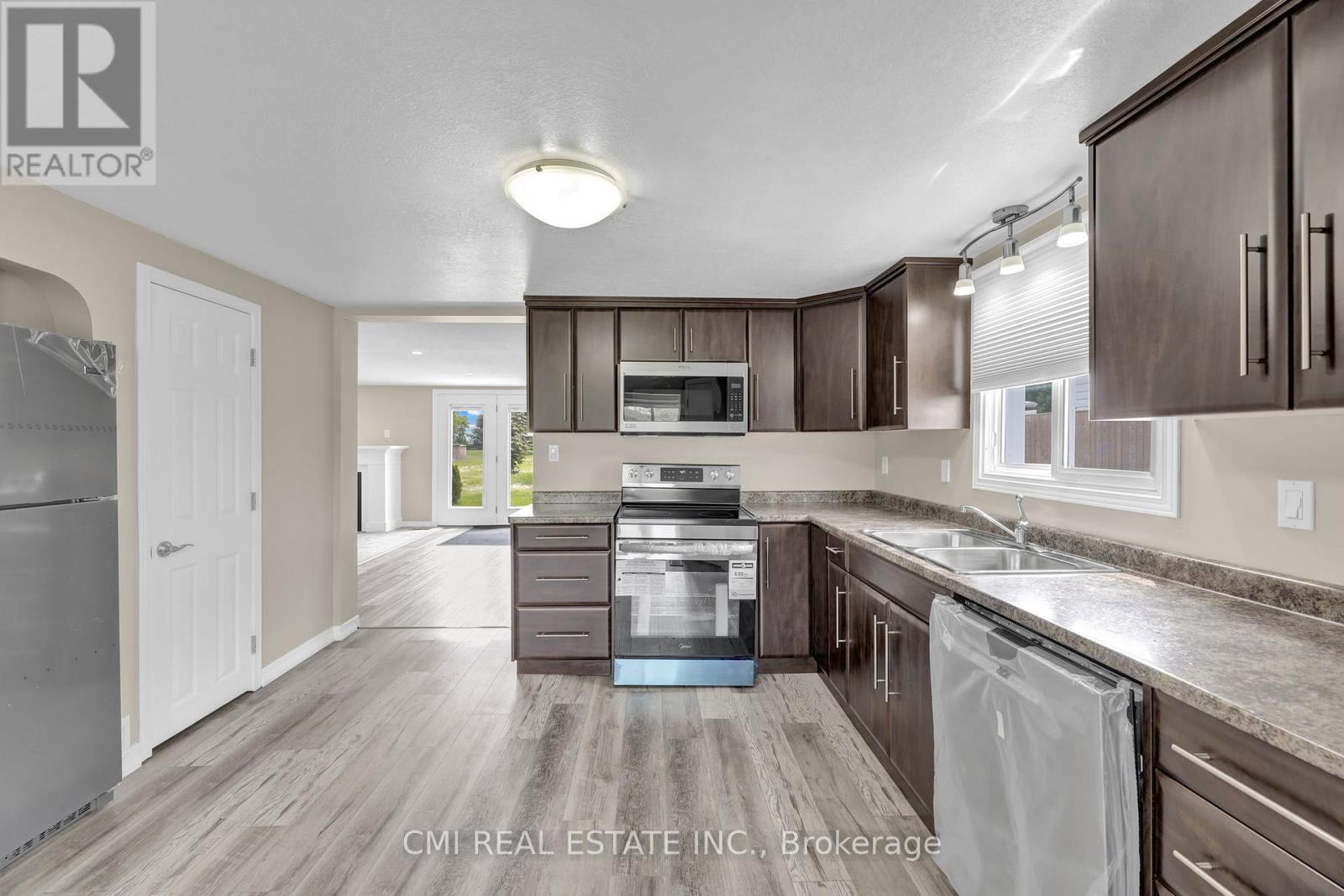 Photo 12 of 5840 Telfer Road, Sarnia ON