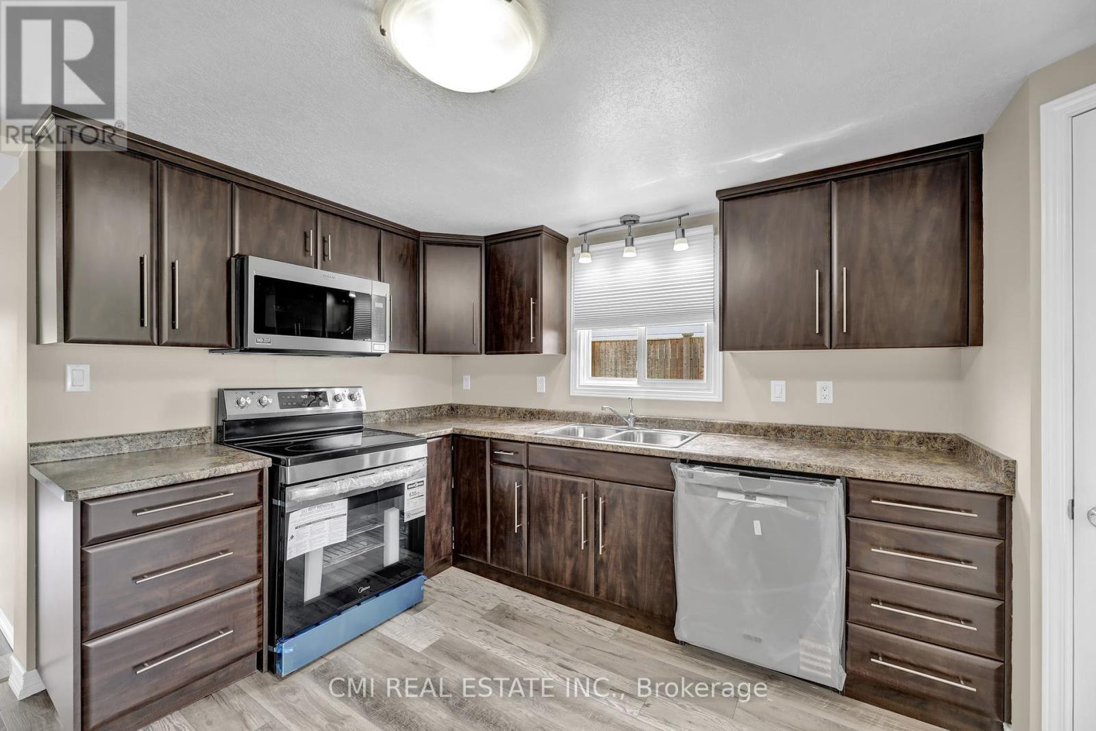 Photo 9 of 5840 Telfer Road, Sarnia ON