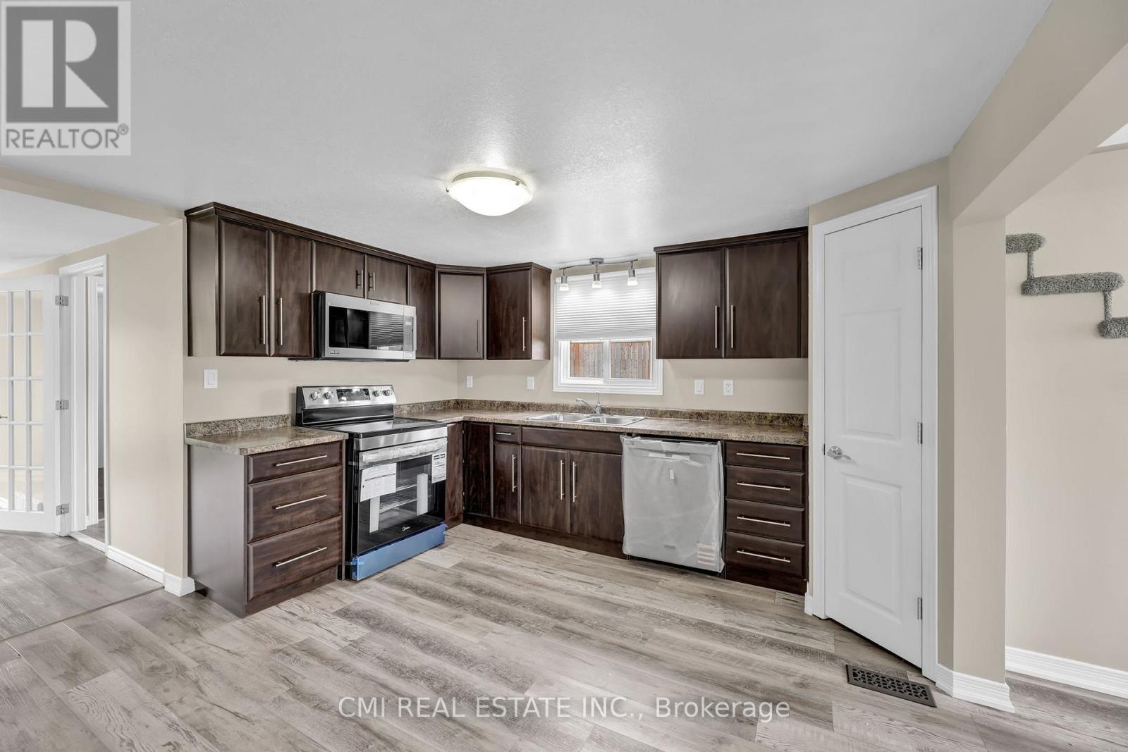 Photo 11 of 5840 Telfer Road, Sarnia ON