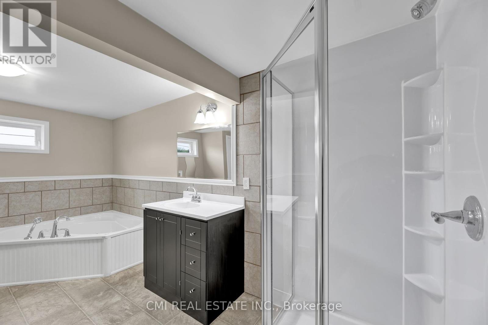 Photo 20 of 5840 Telfer Road, Sarnia ON
