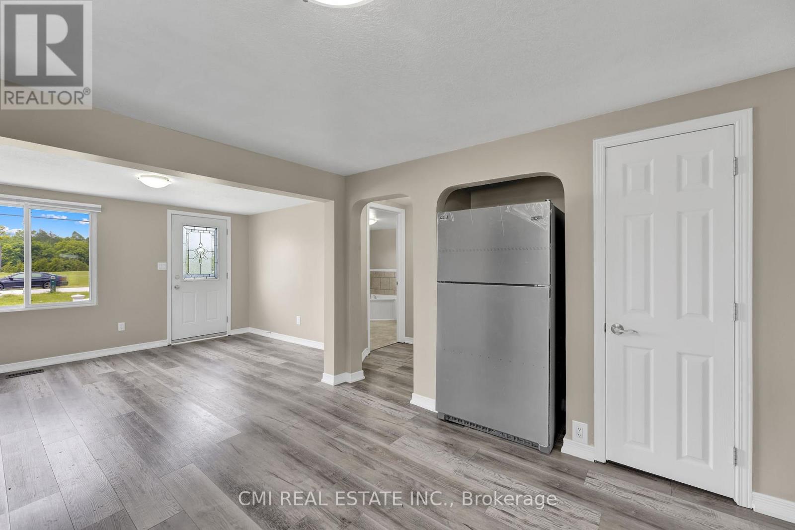 Photo 16 of 5840 Telfer Road, Sarnia ON