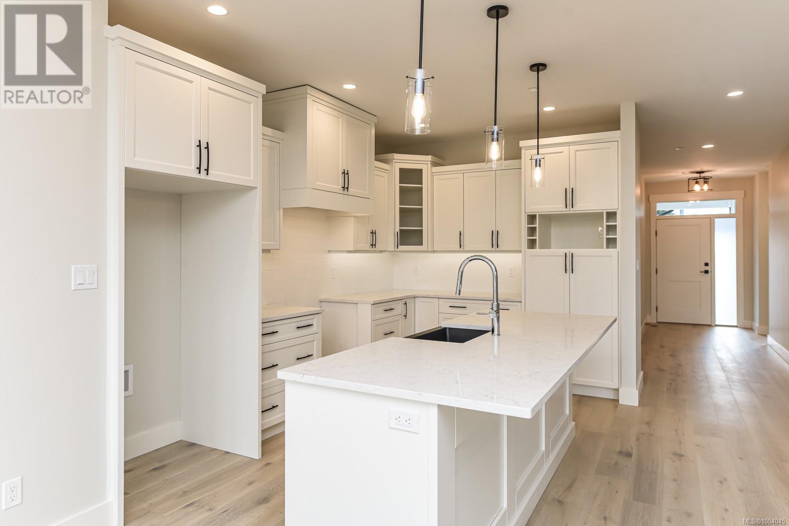 1834 Crown Isle Blvd, Courtenay