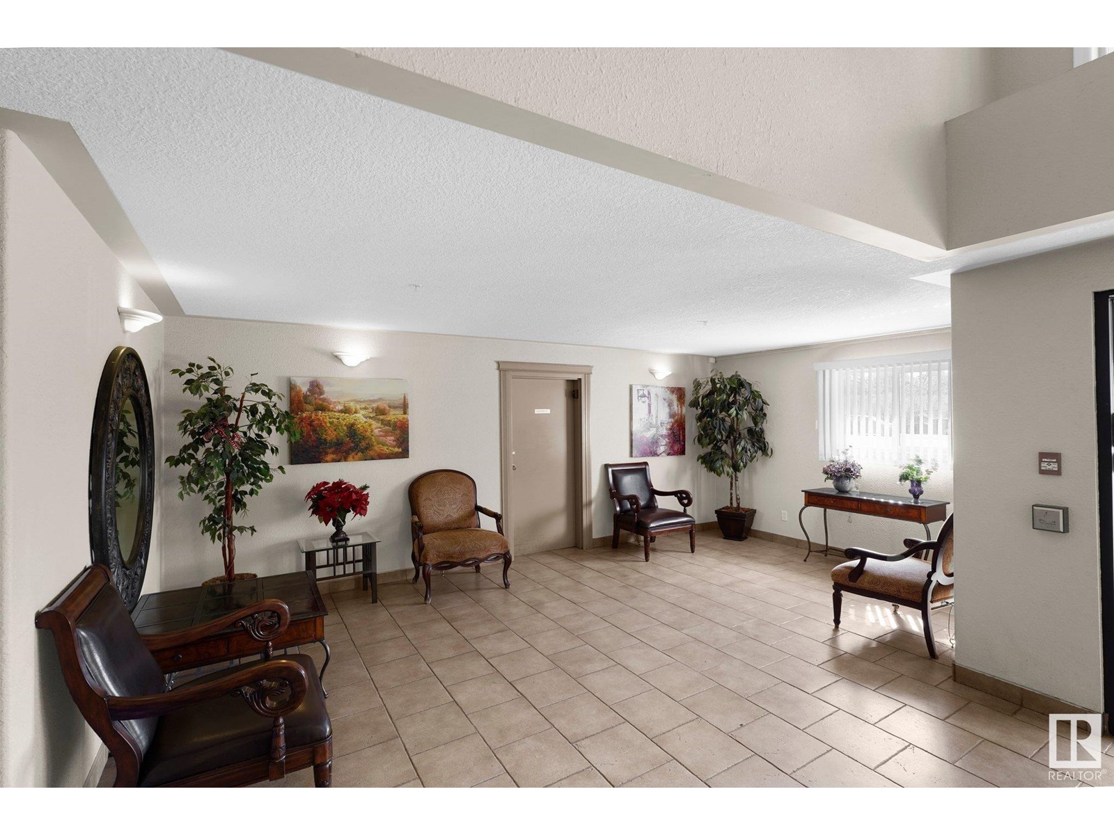 Photo 37 of 502 7511 171 St Nw, Edmonton AB