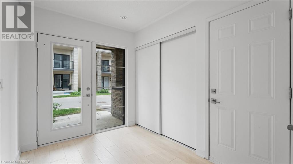 Photo 7 of 1121 Cooke Boulevard Unit 21, Burlington ON