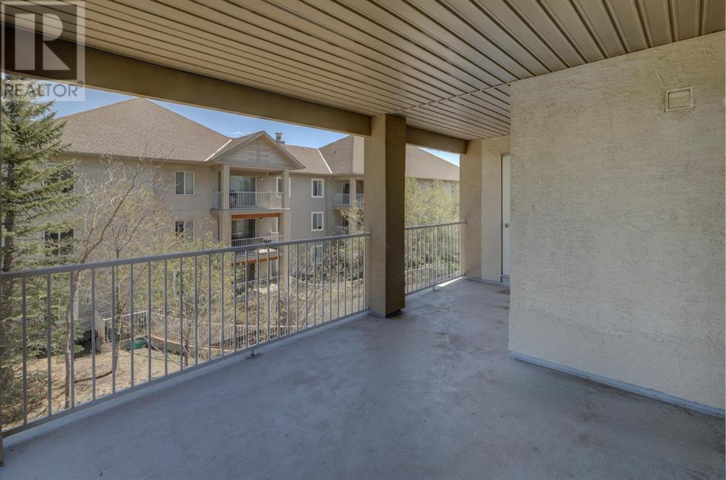 Single Family House for Sale in   Citadel Meadow Point NW Citadel Calgary 