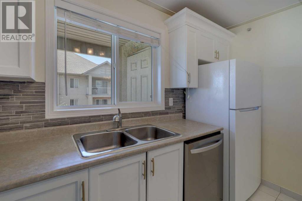 Single Family House for Sale in   Citadel Meadow Point NW Citadel Calgary 