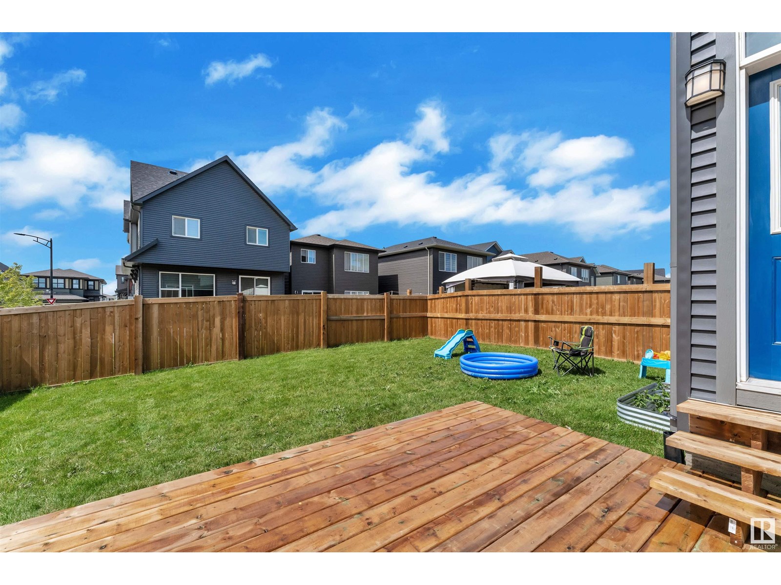 Photo 37 of 4104 Hawthorn Co Sw, Edmonton AB