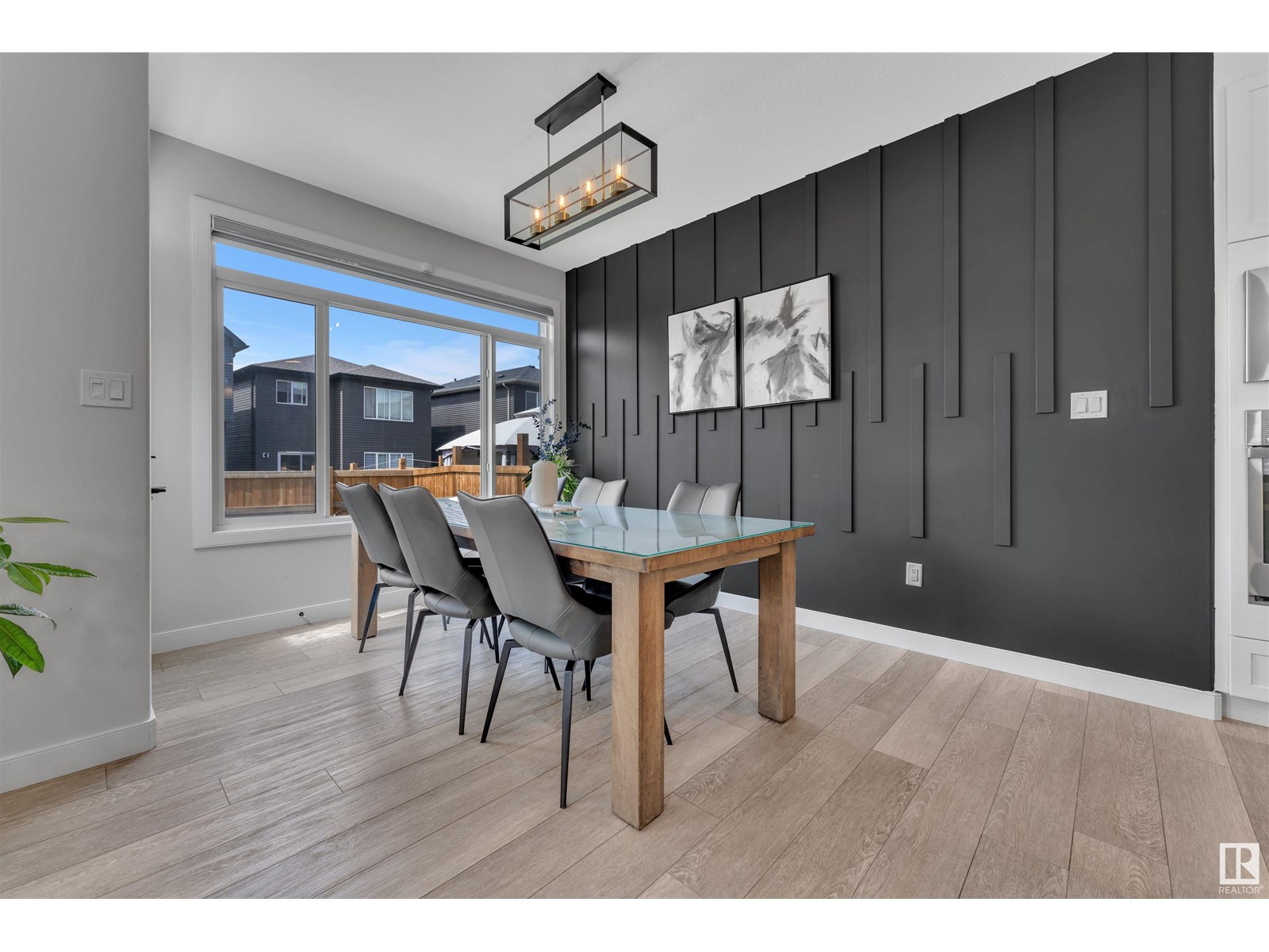 Photo 14 of 4104 Hawthorn Co Sw, Edmonton AB