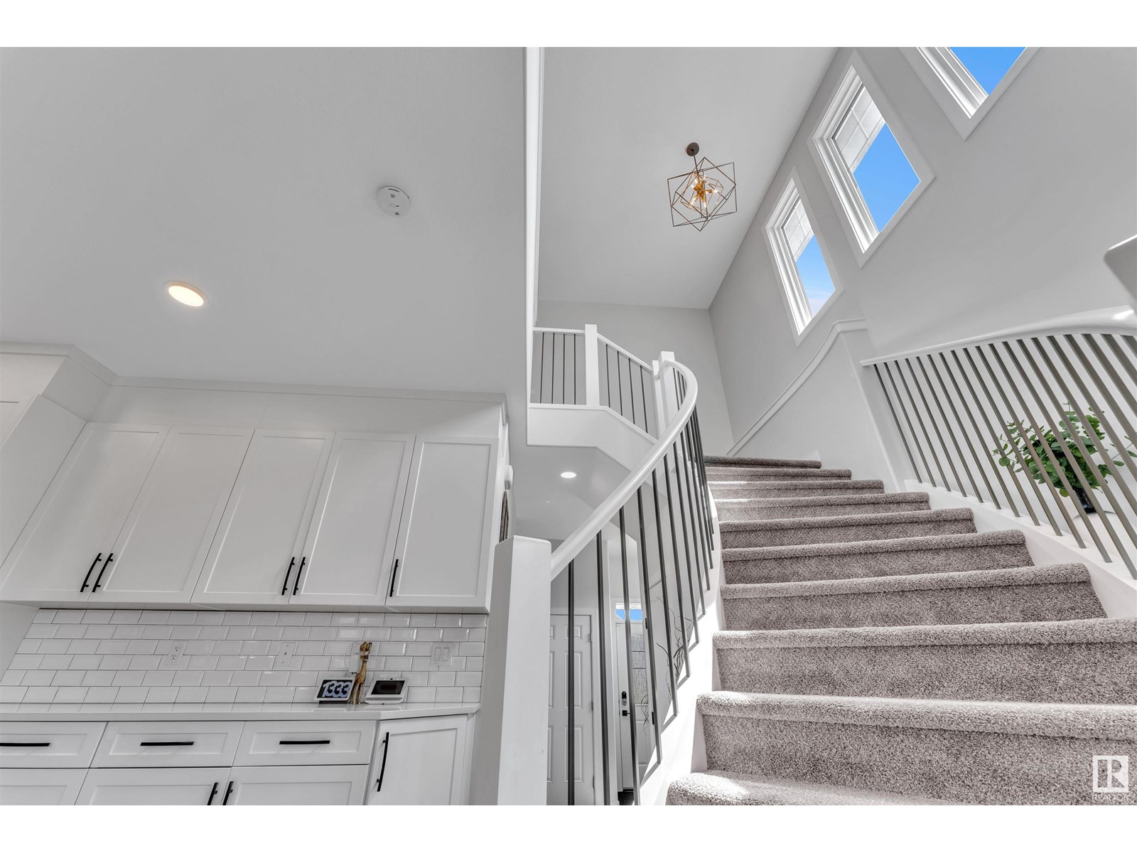 Photo 17 of 4104 Hawthorn Co Sw, Edmonton AB