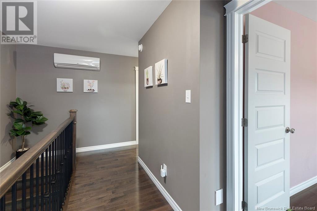Photo 13 of 351 Dolbeau Street, Dieppe NB