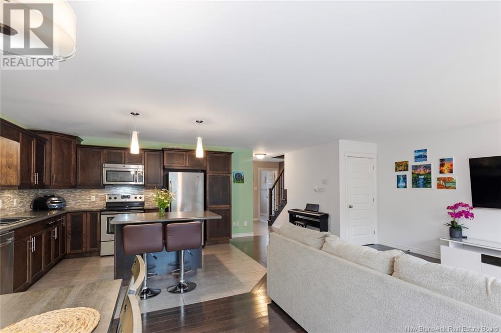 Photo 9 of 351 Dolbeau Street, Dieppe NB