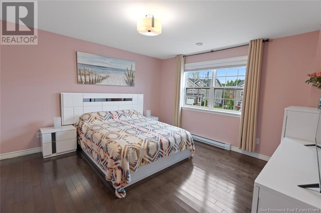 Photo 14 of 351 Dolbeau Street, Dieppe NB