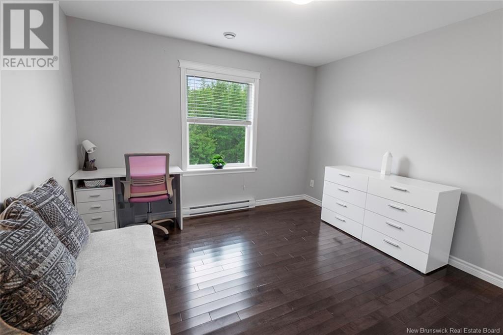 Photo 21 of 351 Dolbeau Street, Dieppe NB