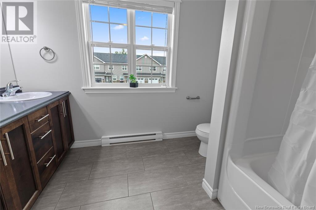 Photo 26 of 351 Dolbeau Street, Dieppe NB