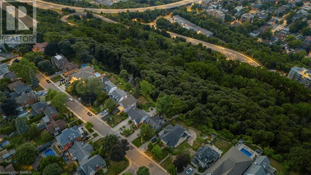 Photo 42 of 47 Mountain Park Avenue, Hamilton ON