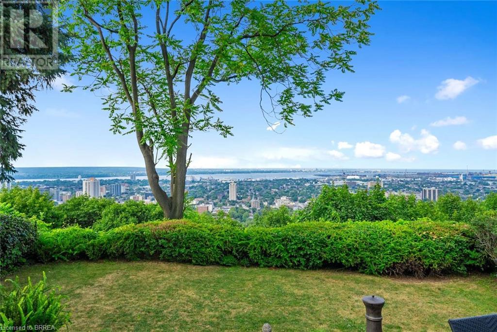 Photo 47 of 47 Mountain Park Avenue, Hamilton ON