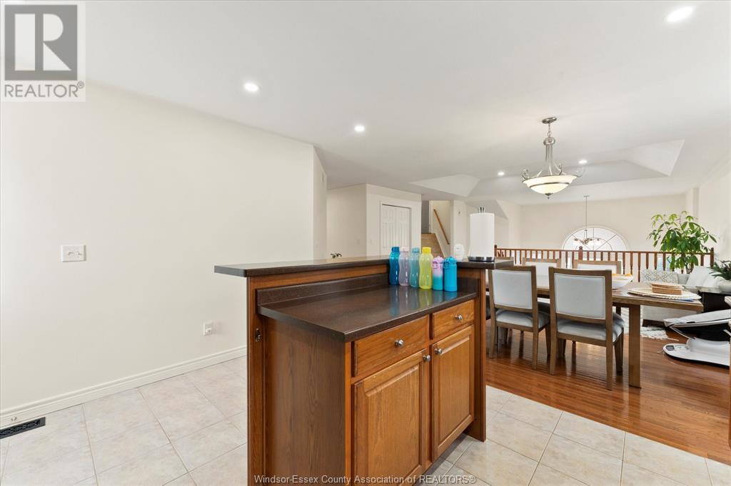 Photo 13 of 4583 Brunswick Avenue, Windsor ON
