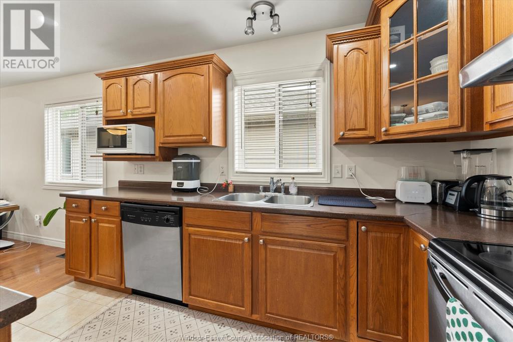 Photo 14 of 4583 Brunswick Avenue, Windsor ON
