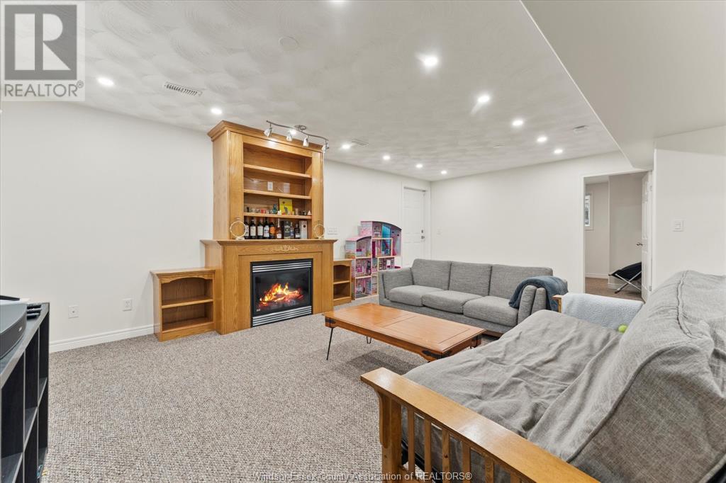 Photo 26 of 4583 Brunswick Avenue, Windsor ON