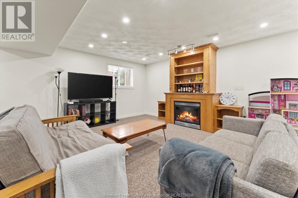 Photo 29 of 4583 Brunswick Avenue, Windsor ON